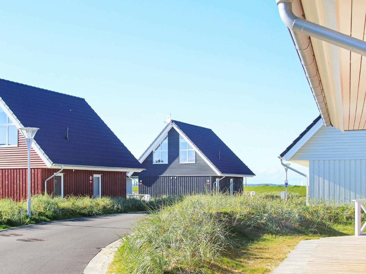 Two-Bedroom Holiday Home In Wendtorf 3 Bagian luar foto